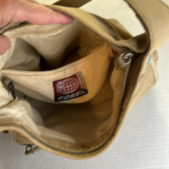 FOSSEL SPORTS DIVISION MULTI POCKET CROSSBODY VINTAGE BAG - Picture 6 of 16